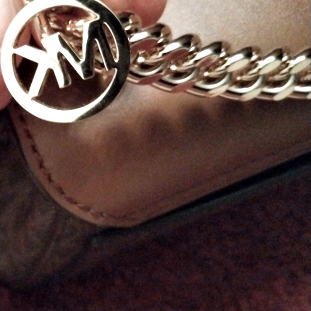 Michael kors crossbody